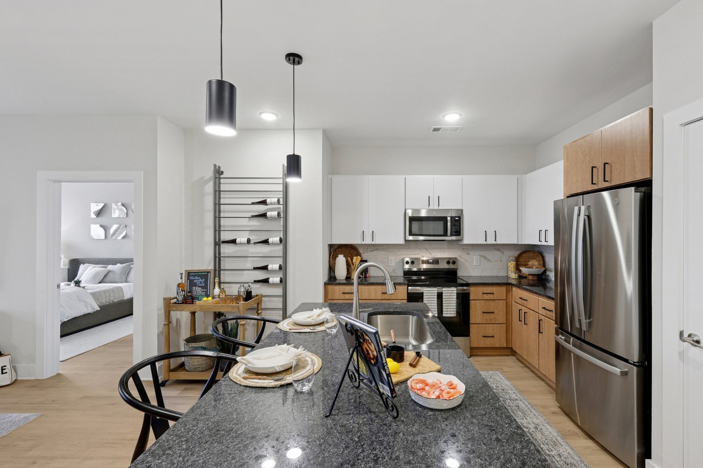 monument at pooler model reshoot 9